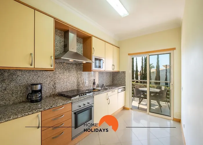 #045 Costa Family By Holidays Apartment *